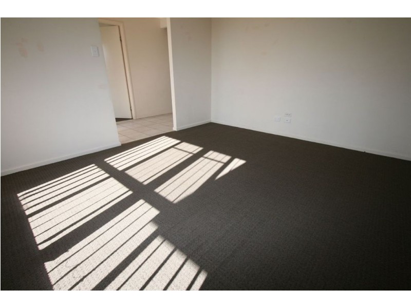 19 Dewhurst Crescent, Raceview QLD 4305