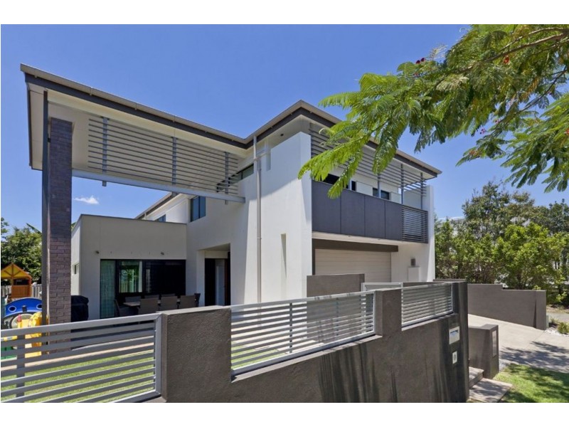 59 Waterline Crescent, Bulimba QLD 4171