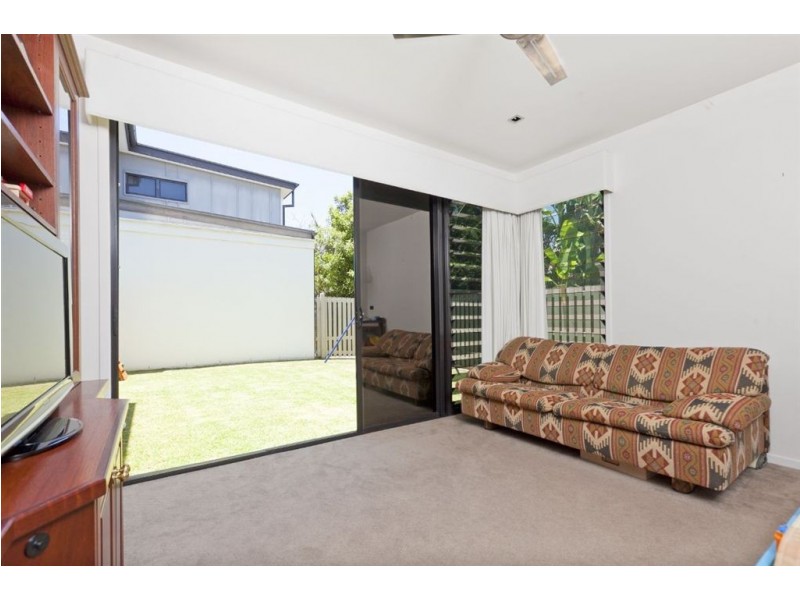 59 Waterline Crescent, Bulimba QLD 4171