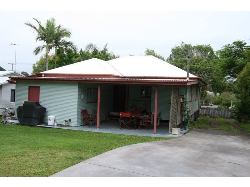 106 Hindes Street, Lota QLD 4179