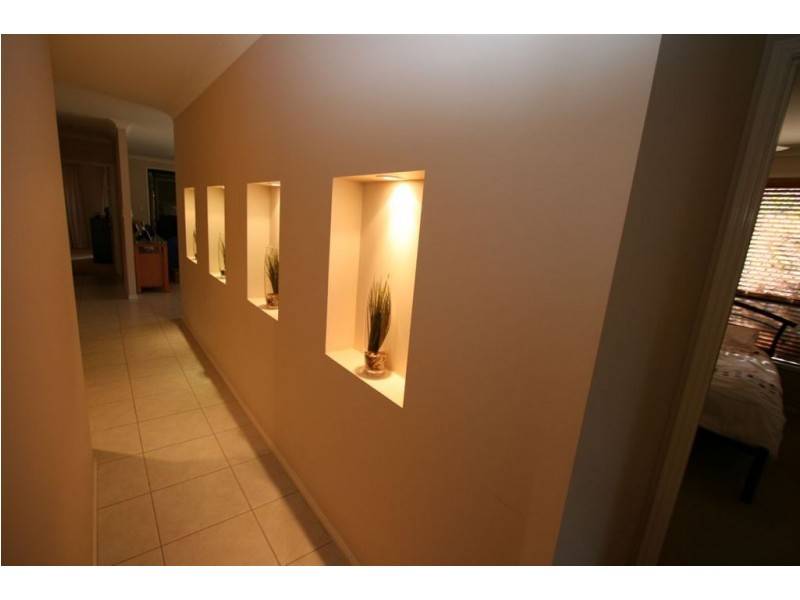 12 Williams Street, Wakerley QLD 4154