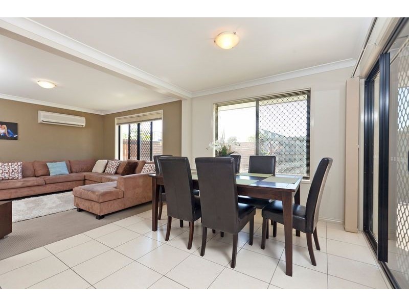 2 Rymera Crescent, Gumdale QLD 4154