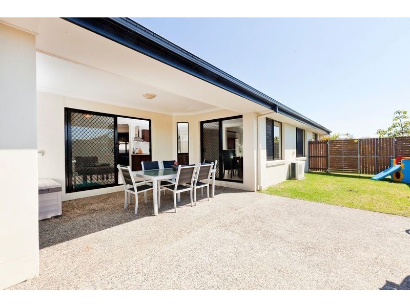 2 Rymera Crescent, Gumdale QLD 4154