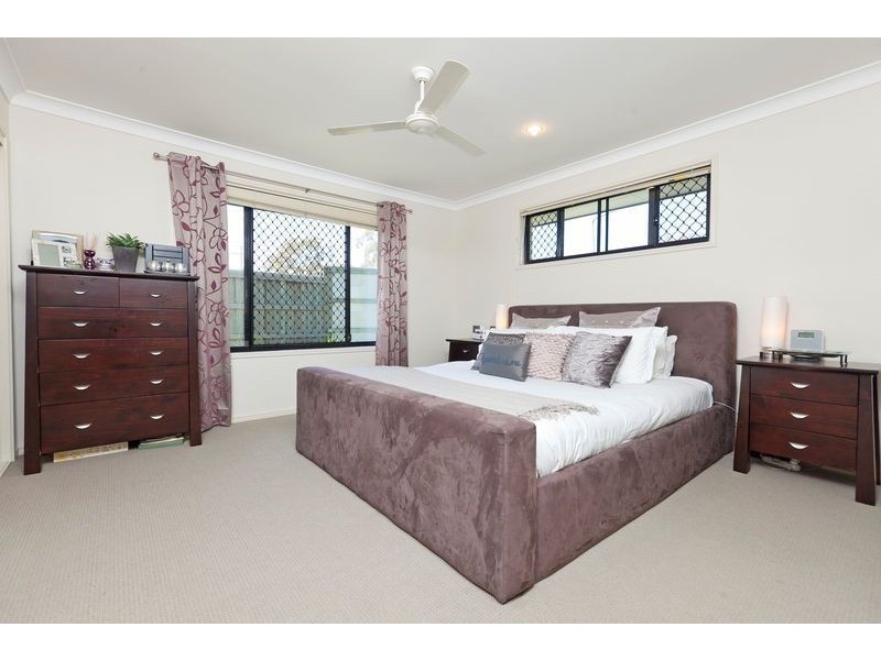 2 Rymera Crescent, Gumdale QLD 4154