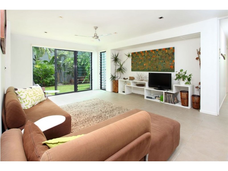 3 Dock Lane, Bulimba QLD 4171