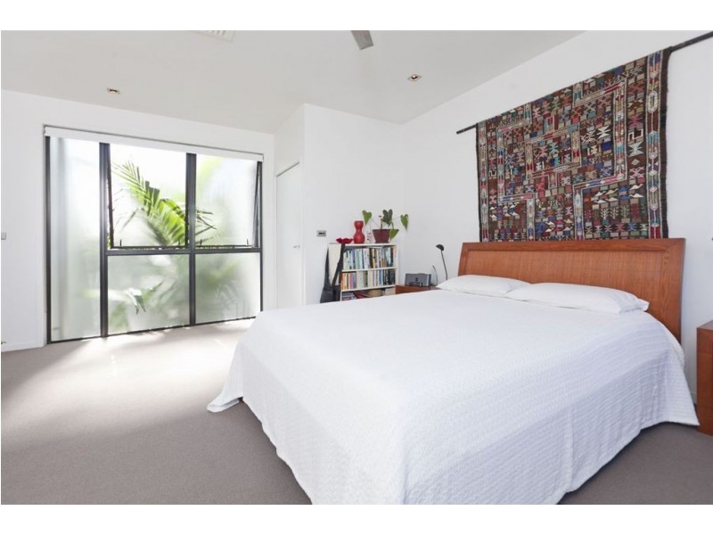 3 Dock Lane, Bulimba QLD 4171
