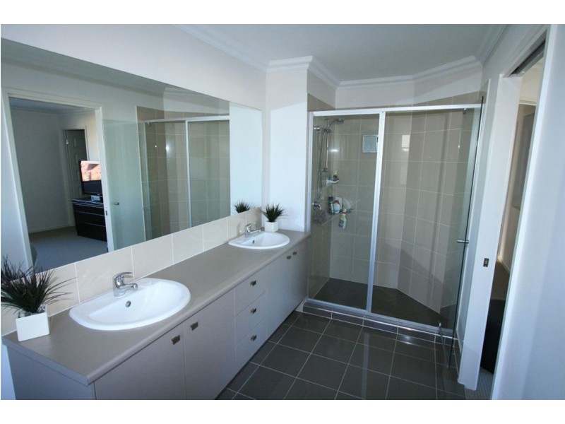 38 Friend Street, Gumdale QLD 4154