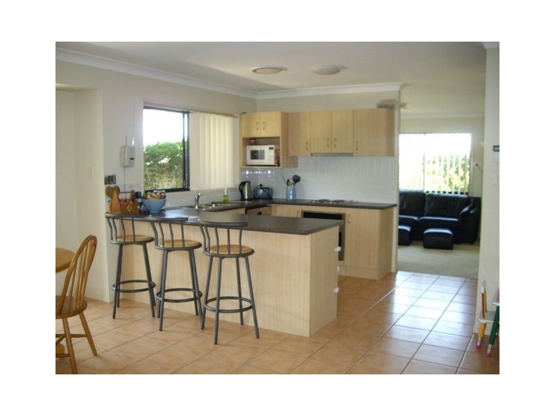 39 Ross Place, Wakerley QLD 4154