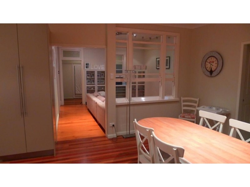 20 Parkview Avenue, Wynnum QLD 4178