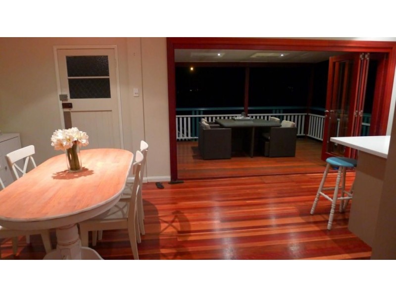 20 Parkview Avenue, Wynnum QLD 4178