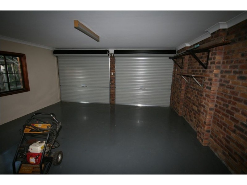 27 Risdon Street, Carindale QLD 4152