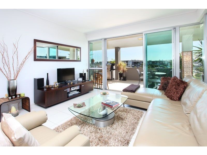 336/16 Waterline Crescent, Bulimba QLD 4171