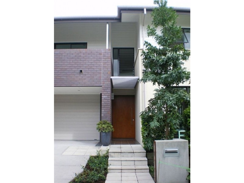 34 Shore Crescent, Bulimba QLD 4171