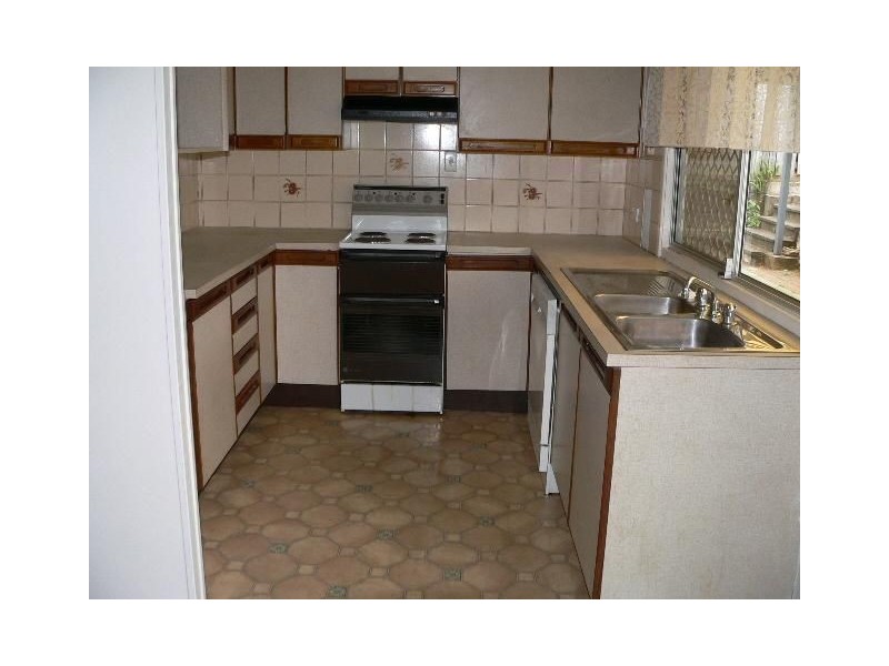 32 Meron Street, Wynnum West QLD 4178