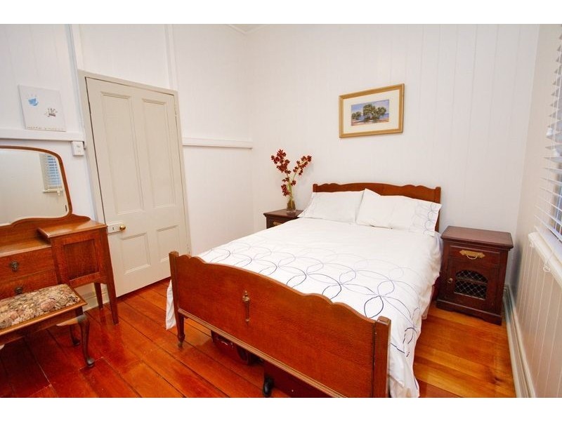 129 Molloy Street, Morningside QLD 4170