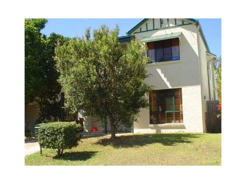 15 Adina Street, Norman Park QLD 4170