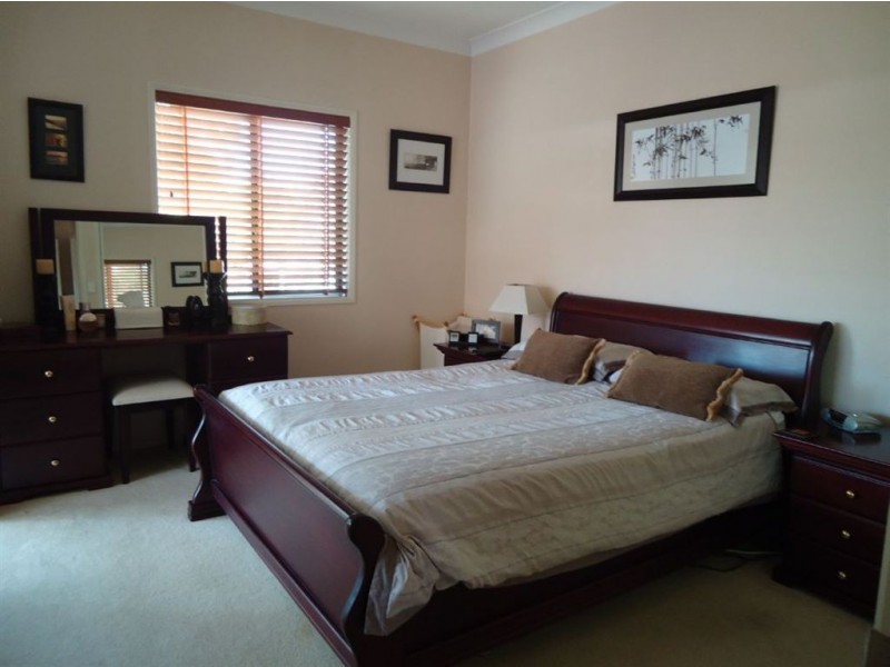 15 Adina Street, Norman Park QLD 4170