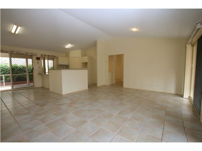 16 Rudkin Street, Wakerley QLD 4154