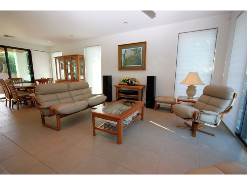 60 Waterline Crescent, Bulimba QLD 4171