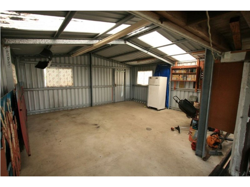 733 New Cleveland Road, Gumdale QLD 4154