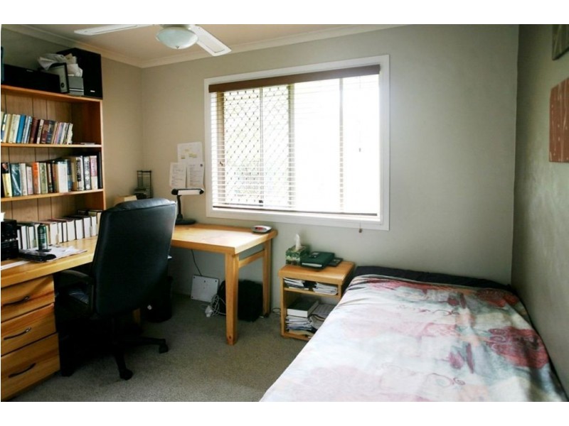 15 St Helena Place, Tingalpa QLD 4173