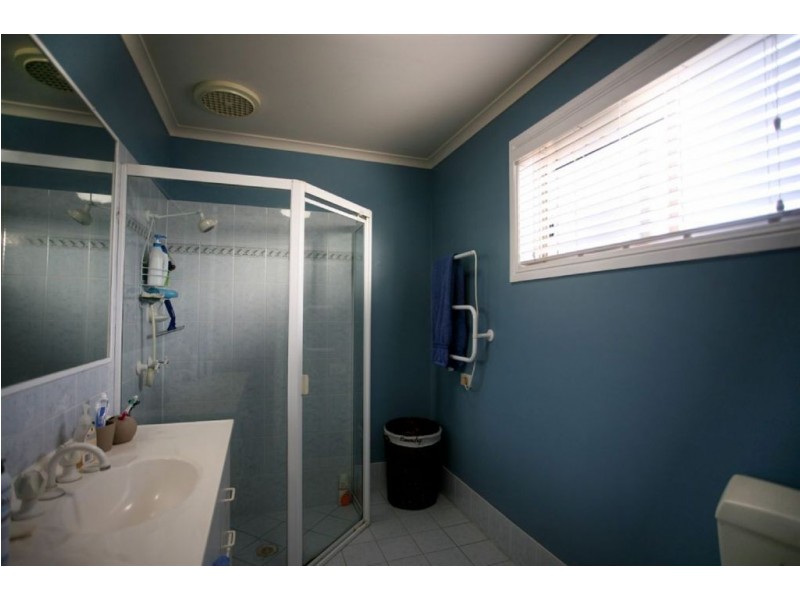 15 St Helena Place, Tingalpa QLD 4173