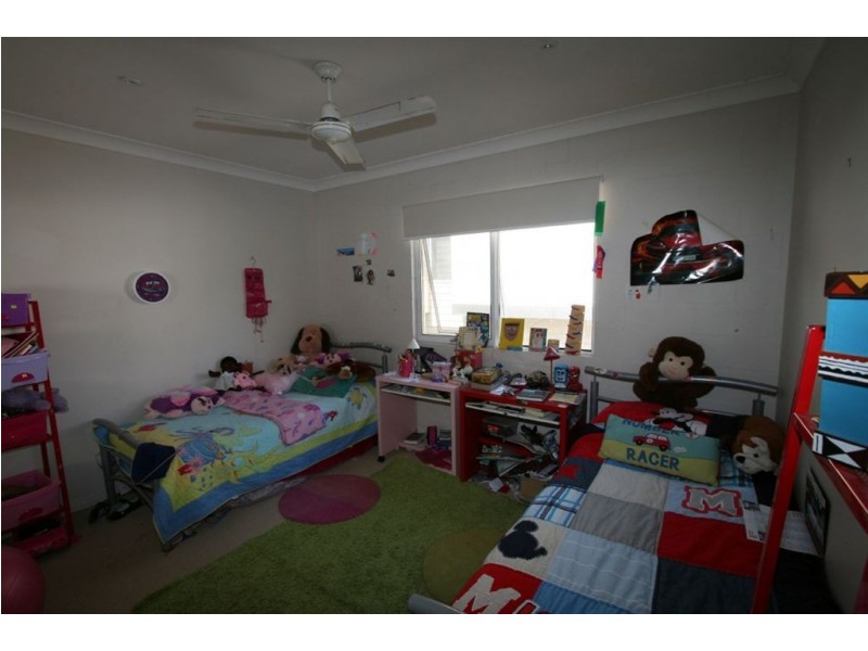 27 Bethania Street, Lota QLD 4179