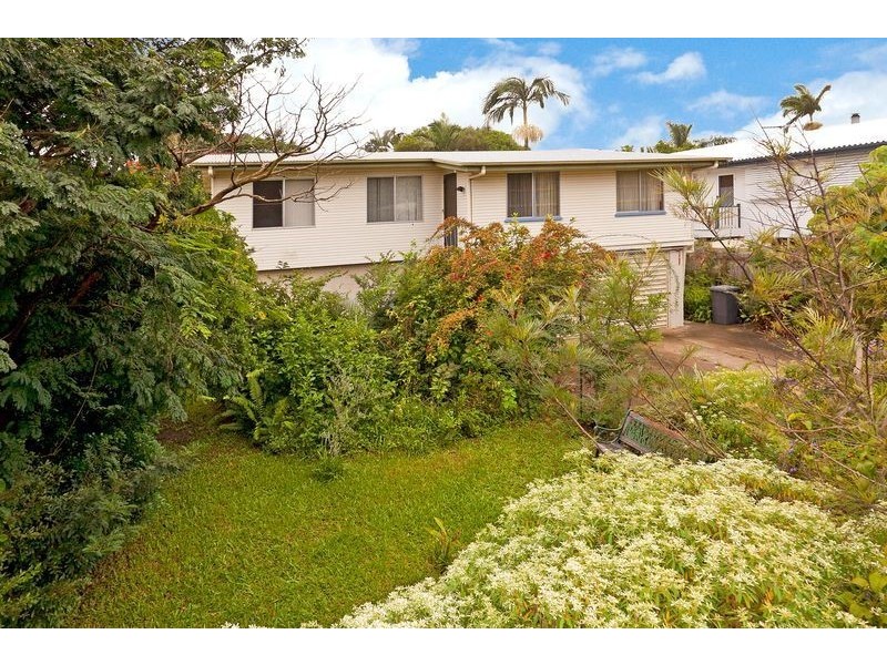 24 Malabar Street, Wynnum West QLD 4178