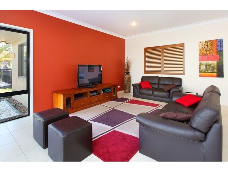 89 Brokenwood Circuit, Tingalpa QLD 4173