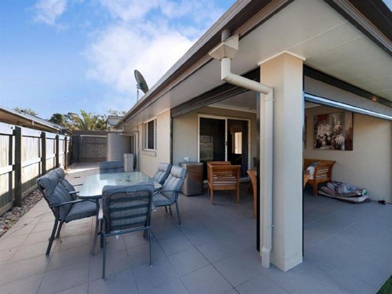 1 Brushbox Place, Wakerley QLD 4154