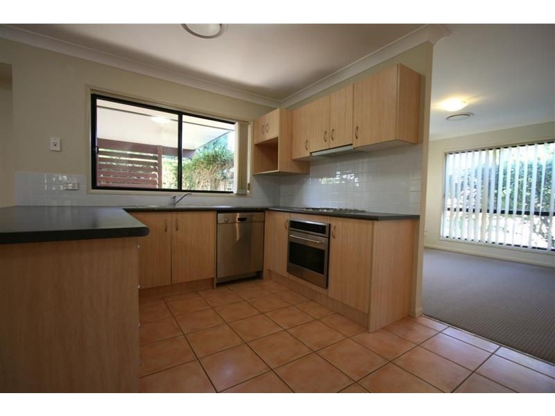 39 Ross Place, Wakerley QLD 4154