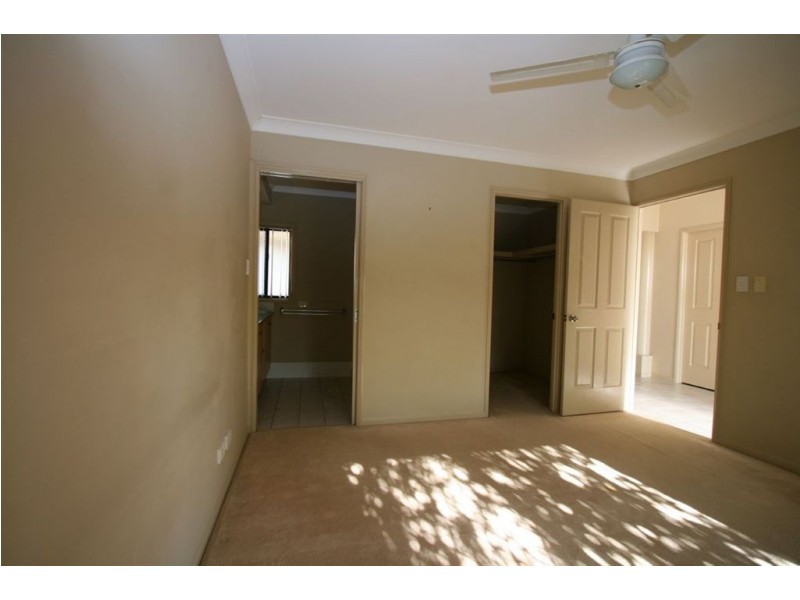 21 Ross Place, Wakerley QLD 4154