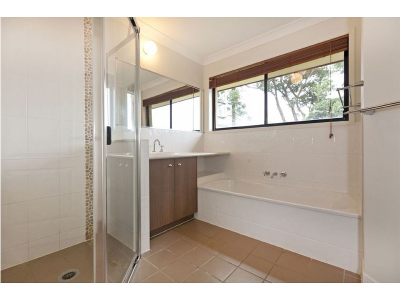 23 Whatmore Place, Manly West QLD 4179