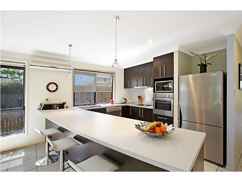 1 Luigina Close, Wakerley QLD 4154