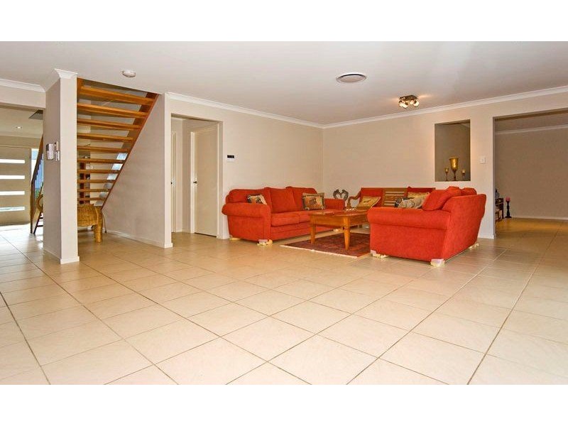7 Gumnut Close, Lota QLD 4179