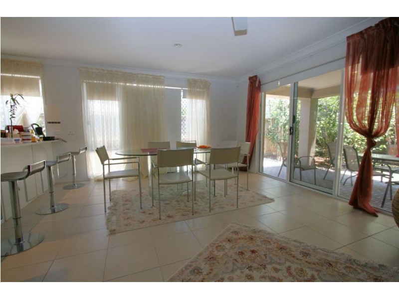 23 Lachlan Drive, Wakerley QLD 4154