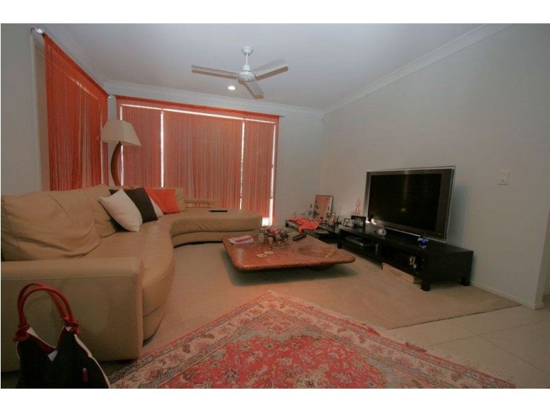 23 Lachlan Drive, Wakerley QLD 4154