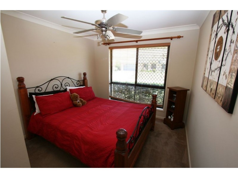 37 Gretchen Cct, Thornlands QLD 4164