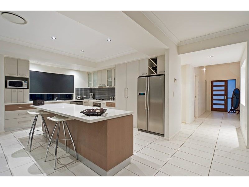 45 Talltrees Circuit, Wakerley QLD 4154