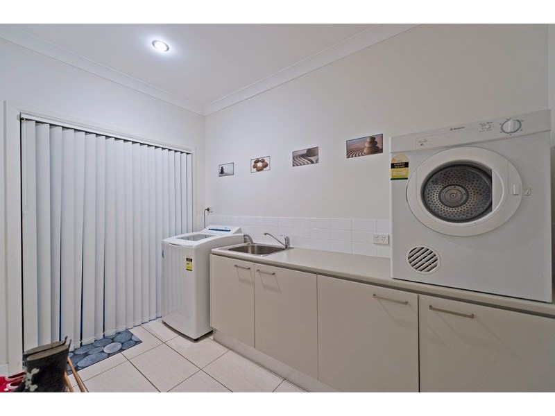 45 Talltrees Circuit, Wakerley QLD 4154