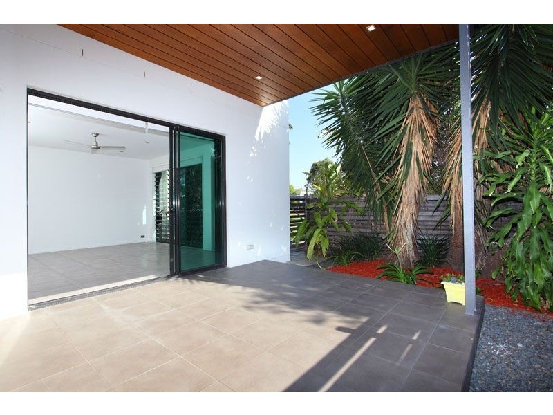 1 Tide Lane, Bulimba QLD 4171