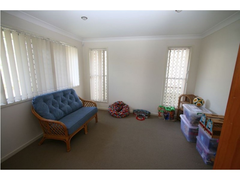 17 Olsen Court, Wakerley QLD 4154