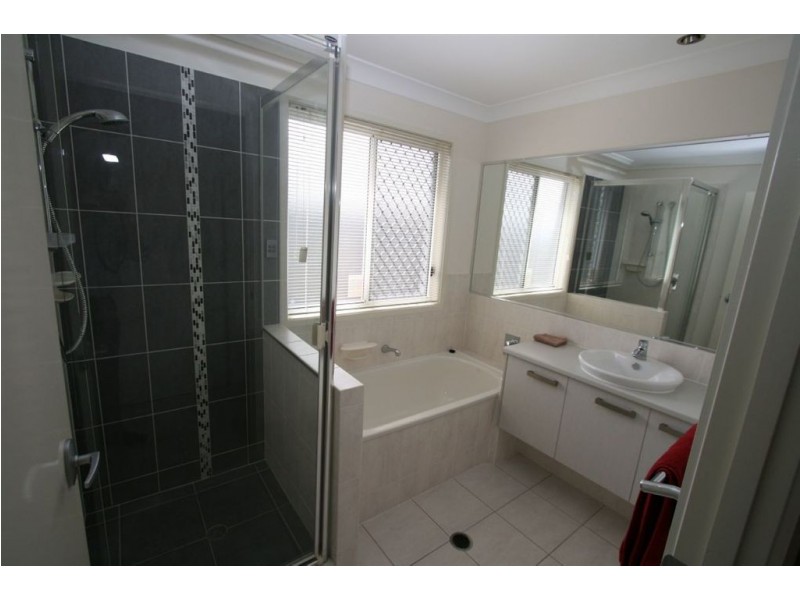 17 Olsen Court, Wakerley QLD 4154