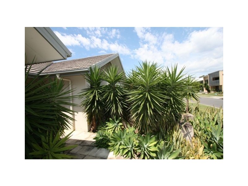 48 Mossvale Drive, Wakerley QLD 4154