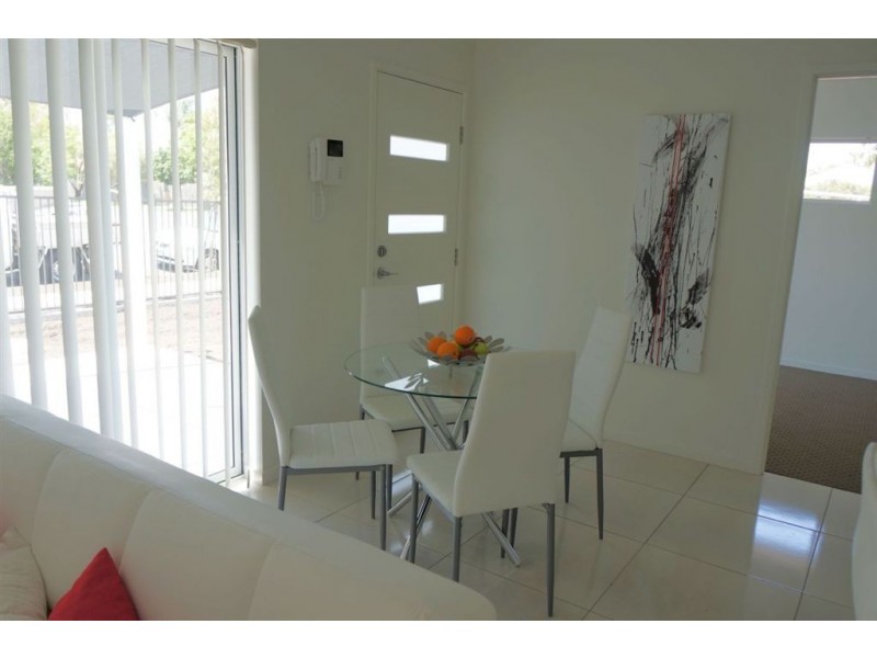 52 Dibar Street, Wynnum QLD 4178