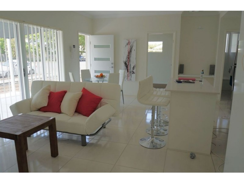 52 Dibar Street, Wynnum QLD 4178