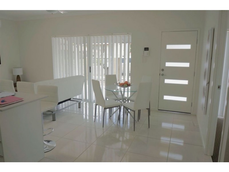 52 Dibar Street, Wynnum QLD 4178