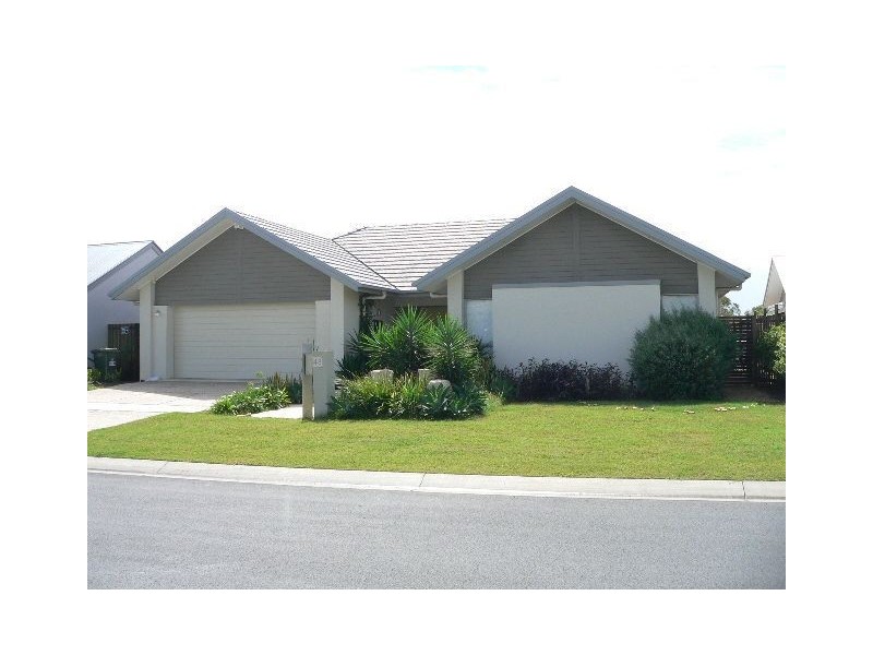 48 Mossvale Drive, Wakerley QLD 4154