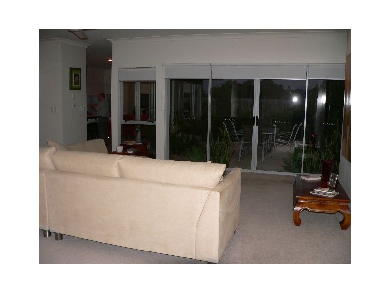 48 Mossvale Drive, Wakerley QLD 4154