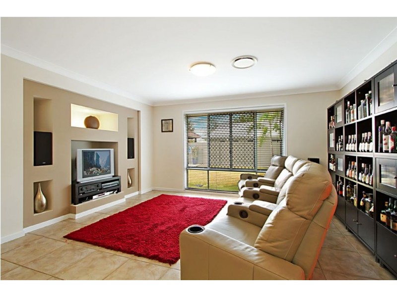 12 Aqua Court, Wakerley QLD 4154